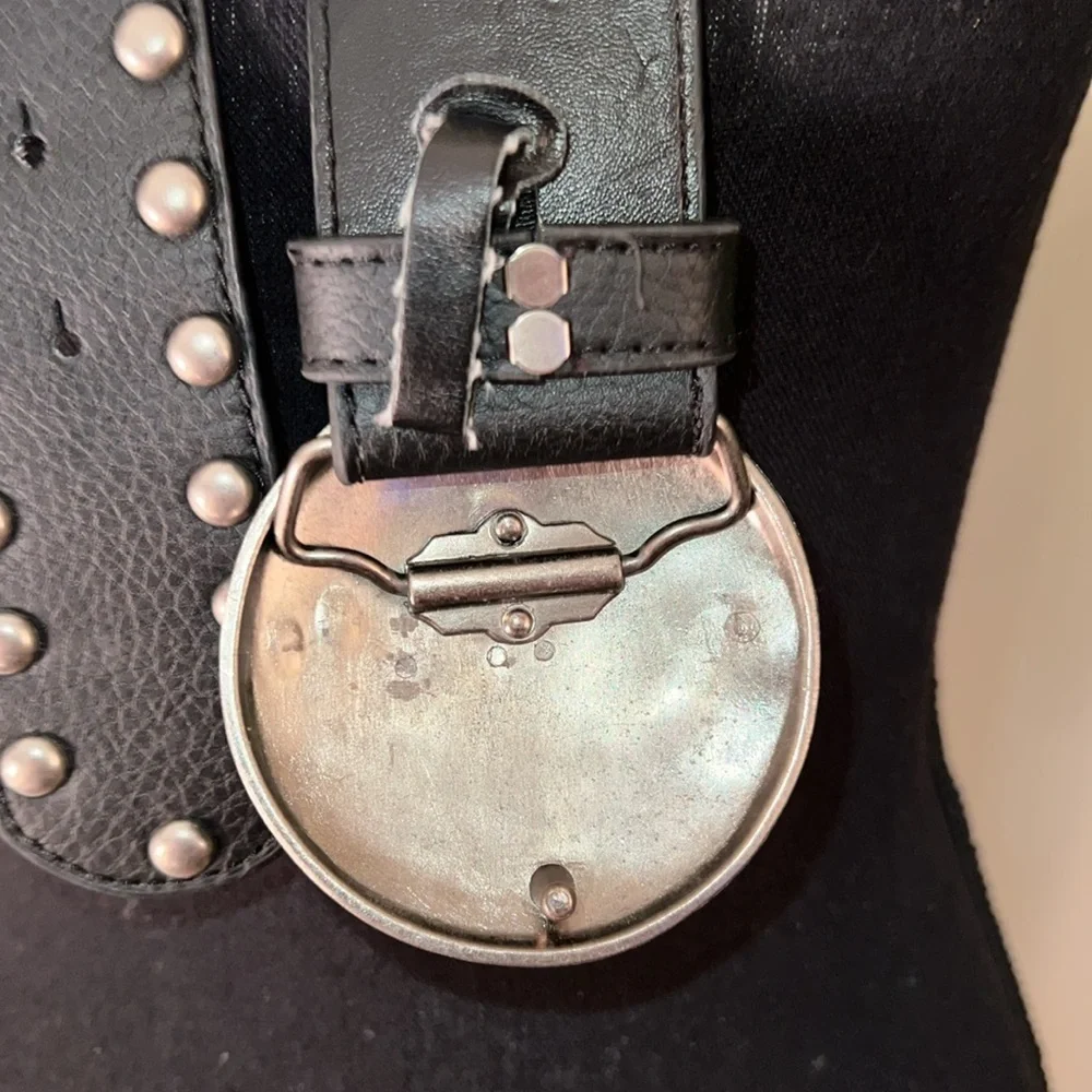 Women’s Vintage Silver Tone Coin Stretch Belt 80s Shiny Disc Metal Cincher Belt